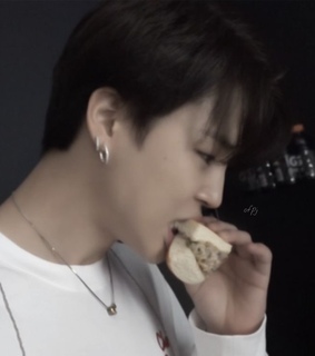 lq, jimin and pretty