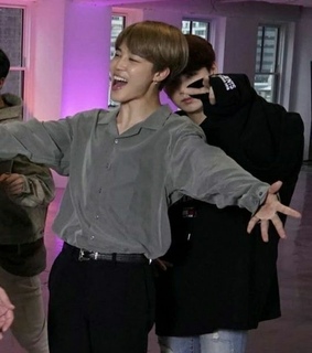 bts, icons and yoongi