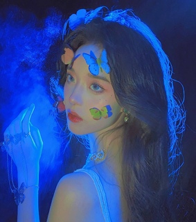 girl, icons and makeup