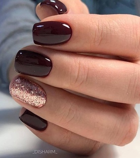 bordeaux, nail polish and glitters